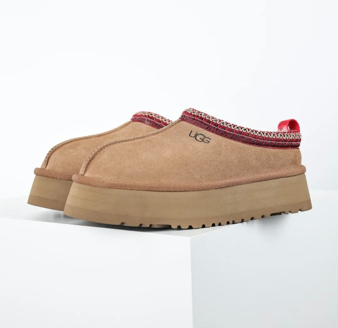 UGG