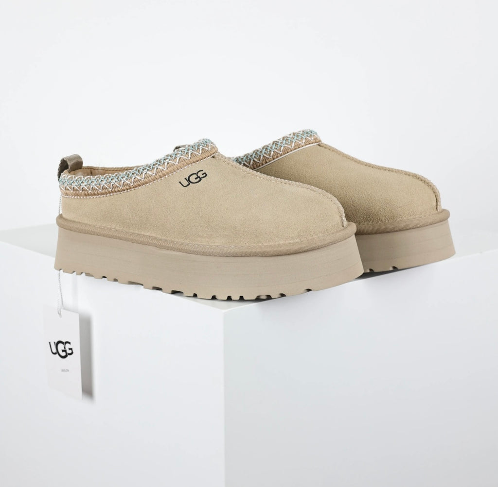 UGG