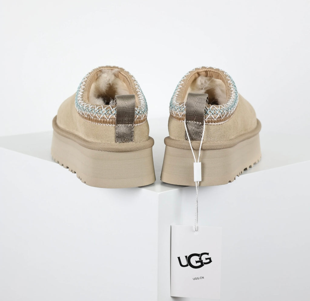 UGG